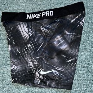 Nike Pro Spandex - EUC